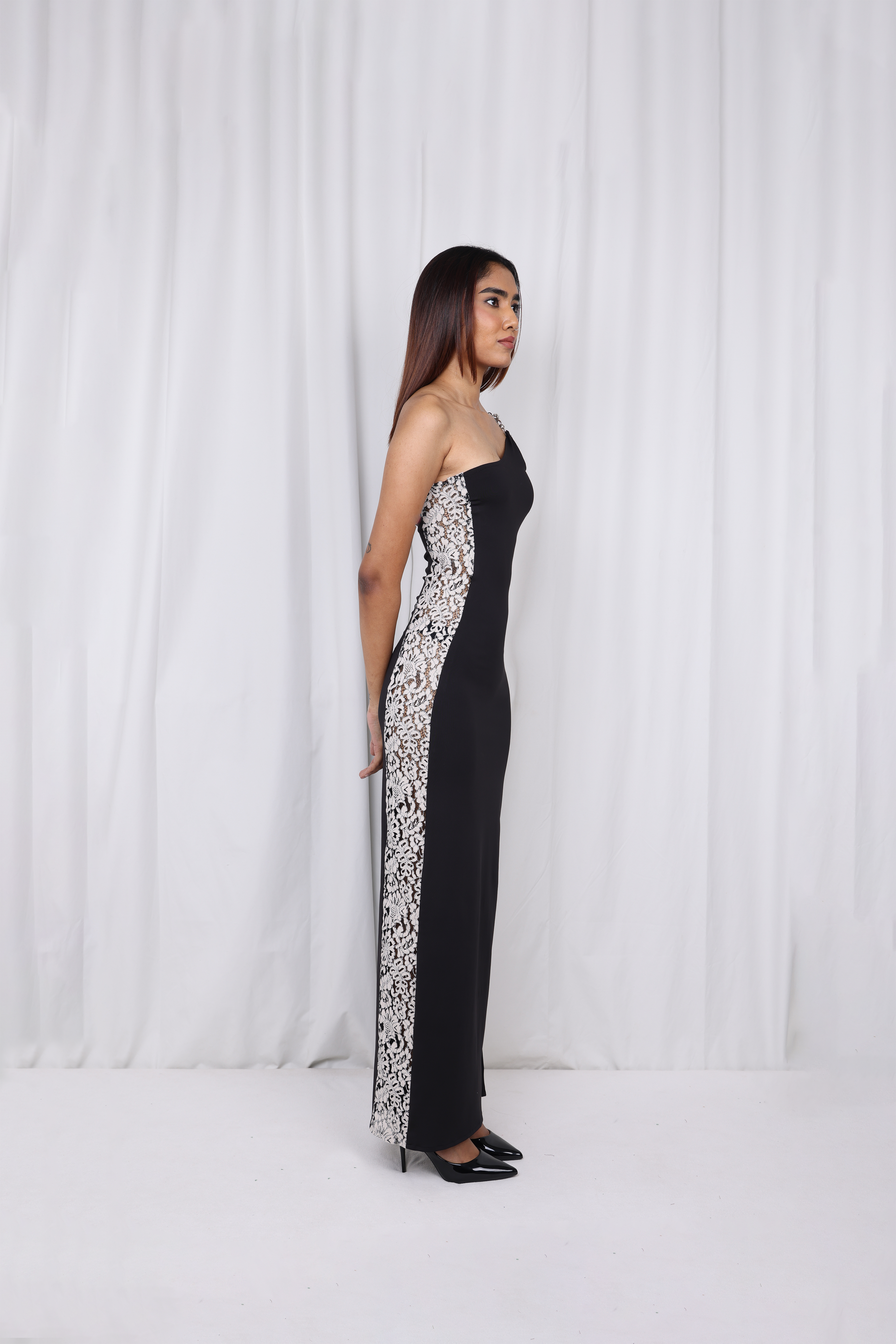 JENTY ASYMMETRICAL TWO-MATERIAL MAXI DRESS